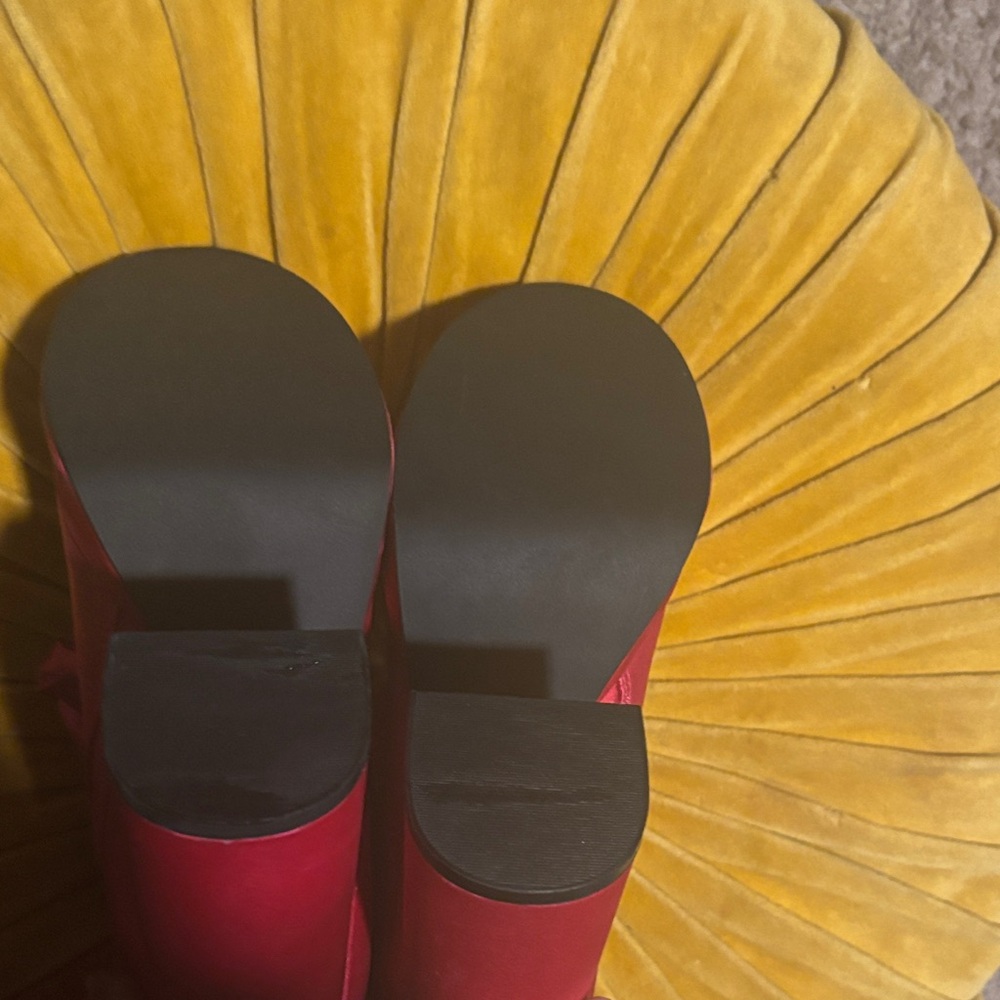 Hot pink thigh high boots!  TURN HEADS!!  Never worn! - Picture 4 of 5